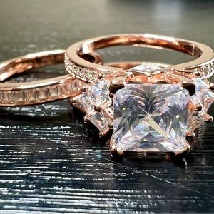 925 Sterling Silver Diamond CZ on Rose Gold Ring Size 9 AKA Gogo